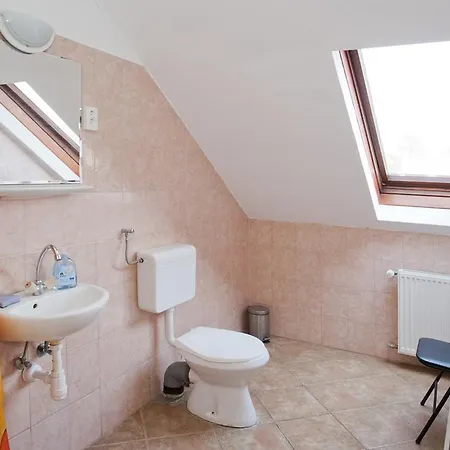Zuglo Apartman Es Lägenhet
