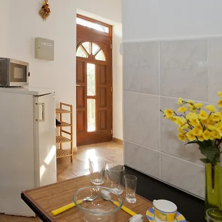 Zuglo Apartman Es Lägenhet