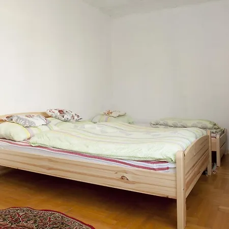 Lägenhet Zuglo Apartman Es