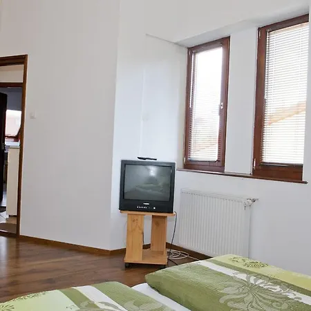Lägenhet Zuglo Apartman Es