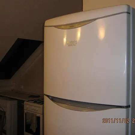 Lägenhet Zuglo Apartman Es *