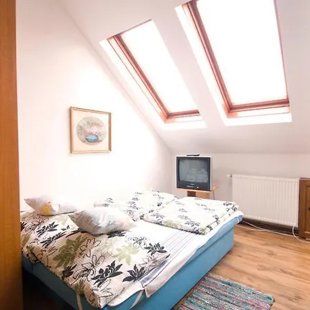 Lägenhet Zuglo Apartman Es