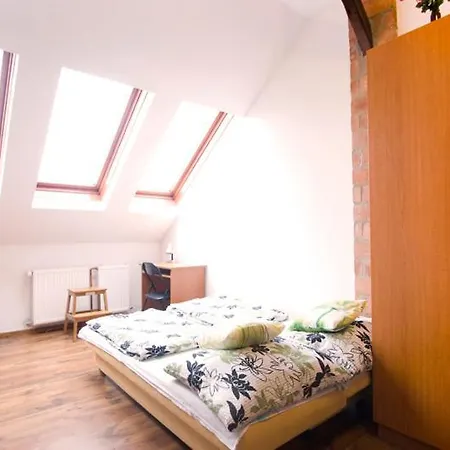 Zuglo Apartman Es Lägenhet
